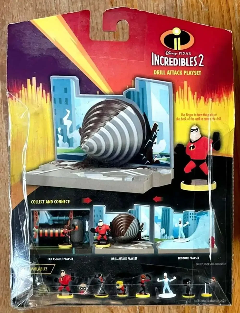 NEW Disney Pixar Incredibles 2 Drill Attack Playset Mr. Incredible Action Figure